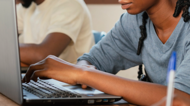 UNICEF, Microsoft e Accenture lançam plataforma gratuita de capacitação profissional para adolescentes brasileiros