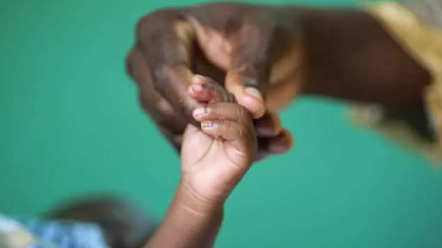 Décadas de avanços na redução da mortalidade infantil e de natimortos estão ameaçadas, alerta ONU