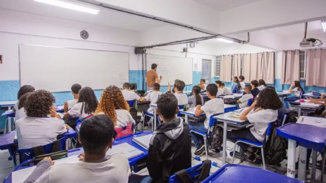 Gasto social com crianças e adolescentes cresce, mas ainda representa menos de 2,5% do PIB