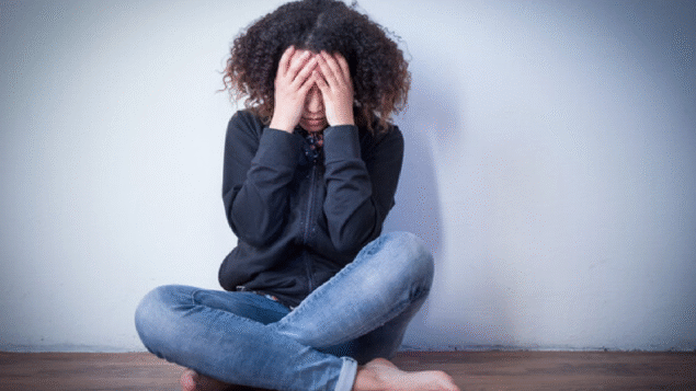 A cada 10 minutos, o Brasil registra um atendimento de adolescente por autoagressão