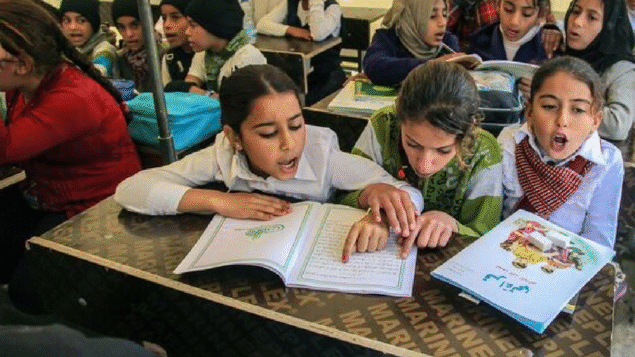 Cortes globais de financiamento podem forçar mais 6 milhões de crianças a sair da escola no próximo ano